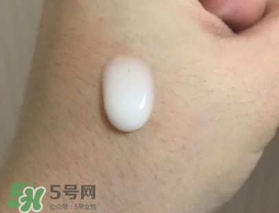 olay臻粹系列小臉精華多少錢？olay小臉精華適合年齡