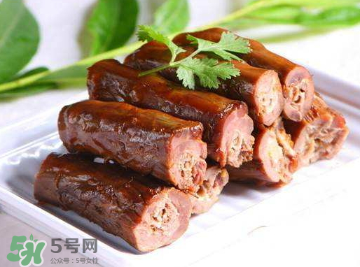 鴨脖可以帶上飛機(jī)嗎？鴨脖可以托運(yùn)嗎？