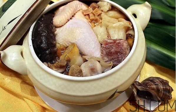 海參可以和排骨一起燉湯嗎？海參排骨湯怎么做？