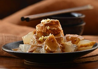 燜子是涼粉嗎？燜子是用什么做的？