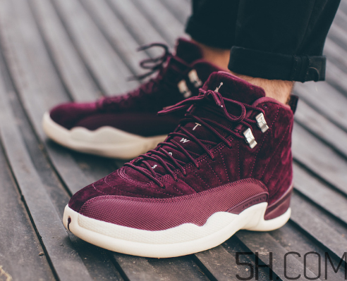 air jordan 12 bordeaux紅酒配色上腳效果怎么樣？