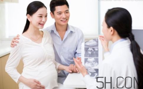 孕晚期真假宮縮怎么分辨？假性宮縮頻繁是快生了嗎？