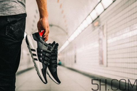 adidas eqt support adv芝加哥限定款怎么買？