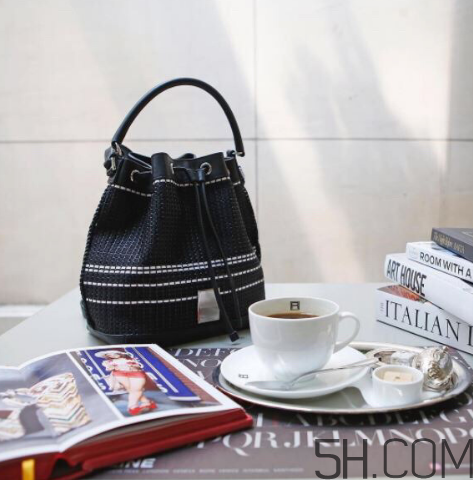 couronne包包怎么樣？couronne雙肩包多少錢？