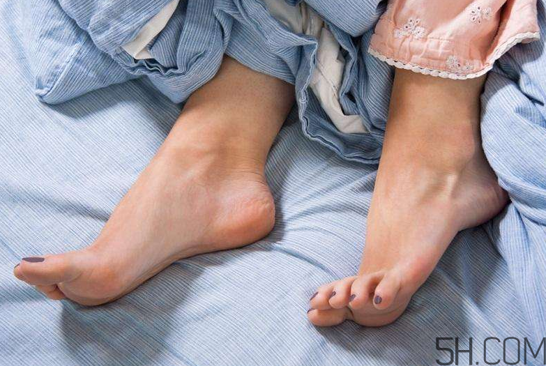 腳氣能用醋泡腳嗎？醋泡腳治腳氣有效嗎？