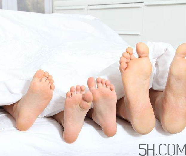 腳氣能用醋泡腳嗎？醋泡腳治腳氣有效嗎？