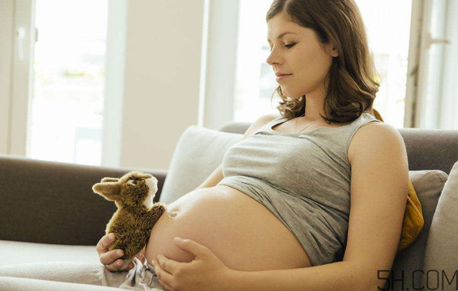 孕婦過(guò)早停工休息的危害有哪些？孕婦生氣對(duì)胎兒的影響
