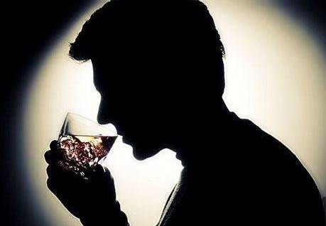 吃偉哥能喝酒嗎？吃偉哥喝酒了有用嗎？