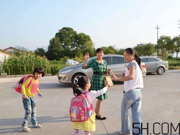 寶寶多大上幼兒園合適？寶寶上幼兒園早好嗎？