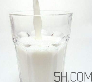 孕婦奶粉和鈣片可以一起吃嗎？喝孕婦奶粉還需要吃鈣片嗎？