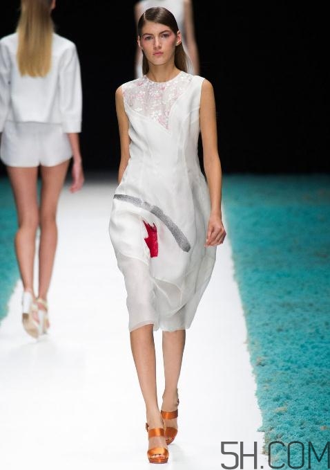 shiatzy chen衣服貴嗎？shiatzy chen服裝價位