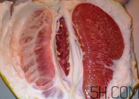 紅心柚子與白肉柚子有什么差別？紅心柚子是轉基因嗎？