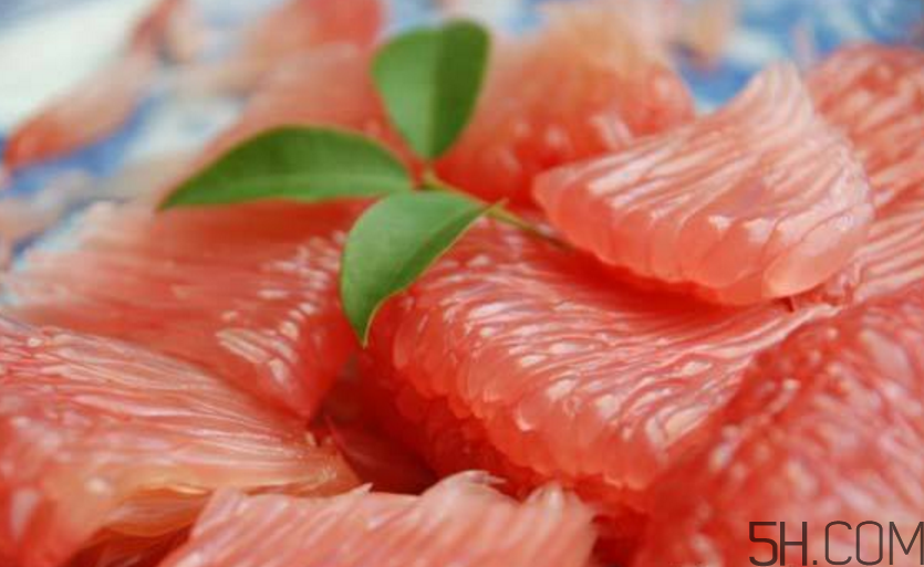 紅心柚子是熱性還是涼性？紅心柚子是染色的嗎？