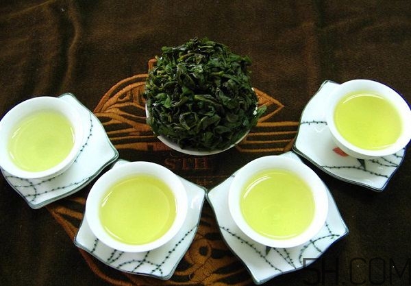 茶葉發(fā)霉還能喝嗎？茶葉發(fā)霉了怎么處理？