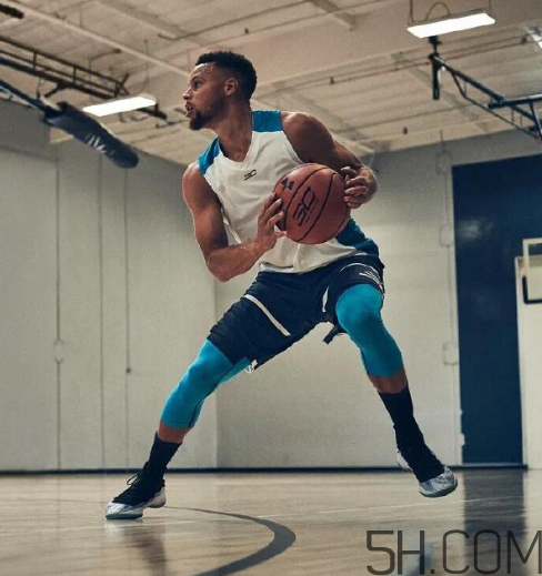 under armour curry 4鞋碼偏小嗎？庫里第四代戰(zhàn)靴尺碼怎么選？