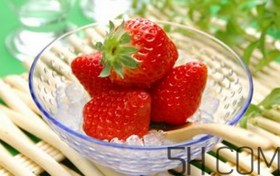 來月經(jīng)可以吃草莓嗎？草莓可以放冰箱保存嗎？