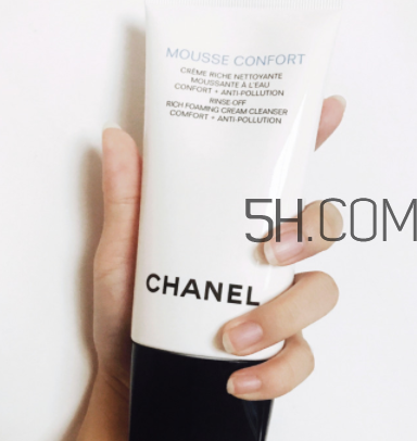 香奈兒山茶花洗面奶怎么樣_粉色和藍(lán)色 香奈兒山茶花洗面奶怎么樣_粉色和藍(lán)色