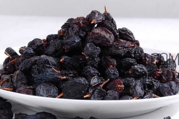 葡萄干吃多了會怎么樣？葡萄干可以豐胸嗎