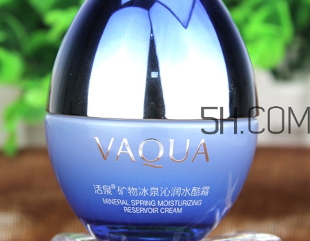 保濕霜和補水霜的區(qū)別_保濕霜和補水霜一樣嗎