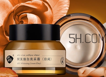 日霜和晚霜的區(qū)別_日霜和晚霜的作用 日霜和晚霜的區(qū)別_日霜和晚霜的作用