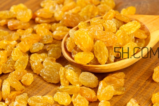 葡萄干吃多了會怎么樣？葡萄干可以豐胸嗎