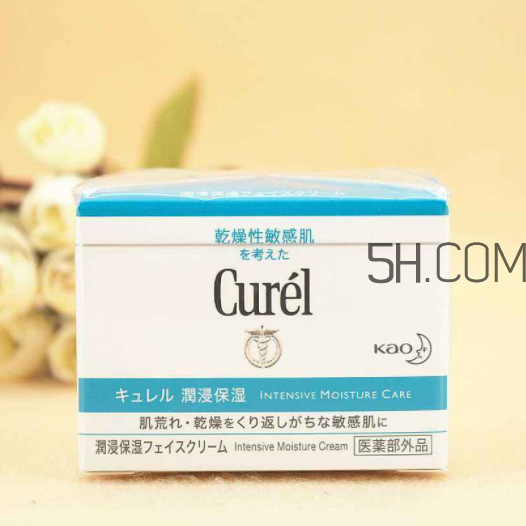 珂潤面霜有酒精味嗎？珂潤面霜是什么氣味的？
