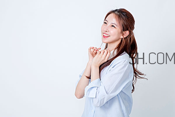 順產(chǎn)惡露干凈后又有鮮血怎么回事 順產(chǎn)惡露干凈后又有鮮血怎么回事