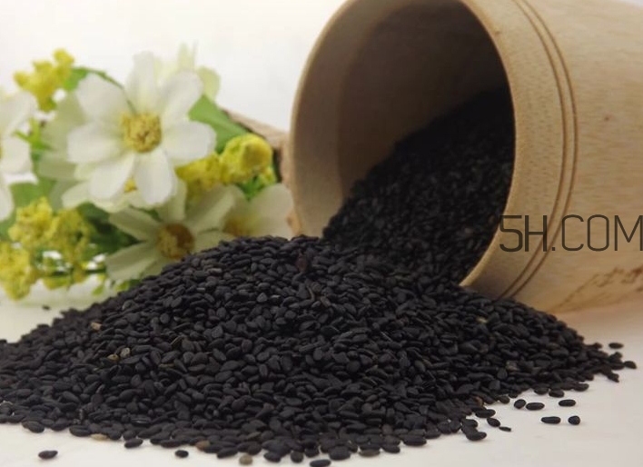 黑芝麻清洗掉色正常嗎？黑芝麻有黑色素嗎？