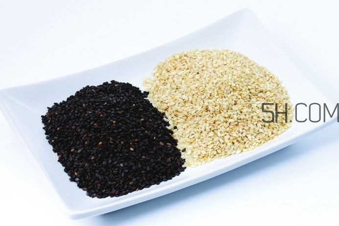 黑芝麻有點(diǎn)苦正常嗎？黑芝麻有保質(zhì)期嗎？