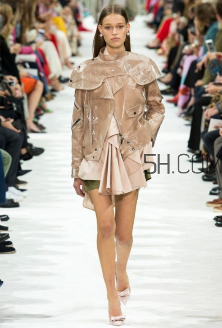 valentino2018春夏系列怎么樣_好看嗎？