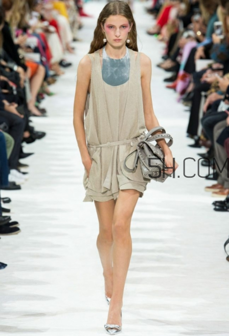 valentino2018春夏系列怎么樣_好看嗎？