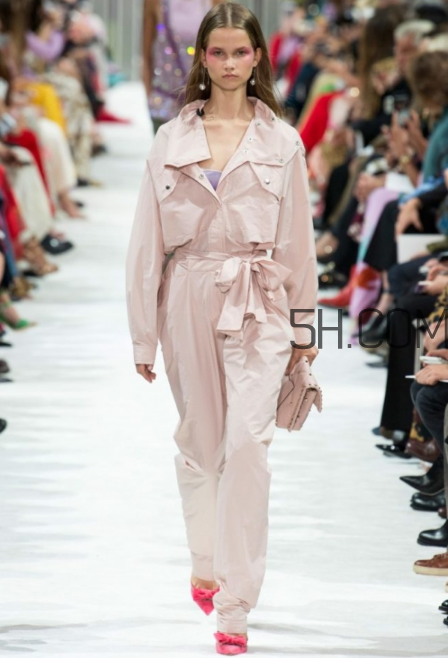 valentino2018春夏系列怎么樣_好看嗎？