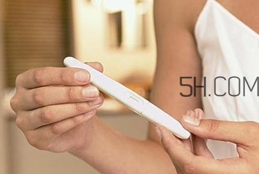 羊水早破的原因是什么？羊水早破能順產(chǎn)嗎？