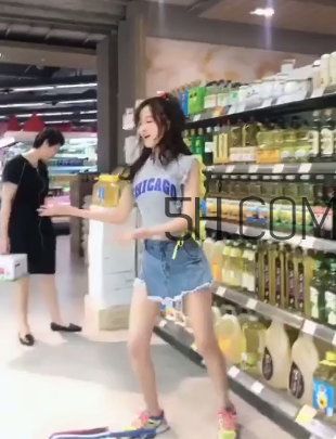 c哩c哩是什么歌？c哩c哩舞蹈教學