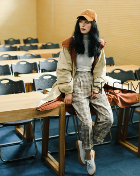 卡其色風(fēng)衣配什么鞋子？卡其色風(fēng)衣搭配鞋子圖片