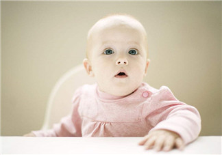 嬰兒腸痙攣癥狀包括哪些？寶寶智力發(fā)育遲緩的信號(hào)