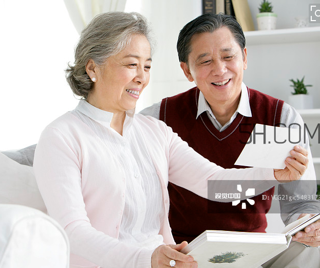 頸椎病能游泳嗎？頸椎病能引起胸疼嗎？