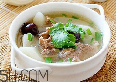 秋燥喝什么湯好？秋季適合吃什么肉？