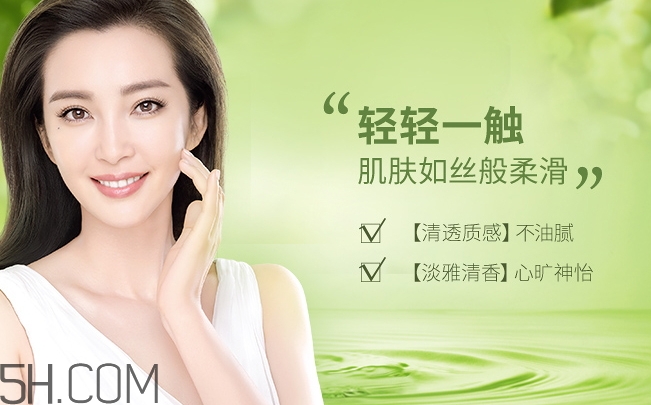 百雀羚爽膚水怎么樣？百雀羚爽膚水含酒精嗎？