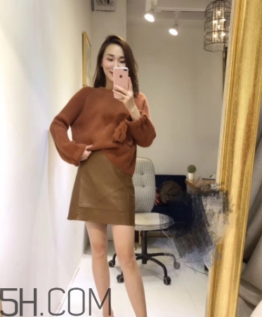 焦糖色毛衣配什么外套？焦糖色毛衣配什么顏色外套好看