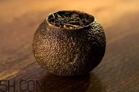 柑普茶有點(diǎn)發(fā)霉怎么辦？柑普茶存放多久才好喝