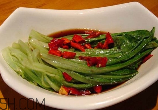油麥菜不能和什么一起吃？油麥菜什么人不能吃