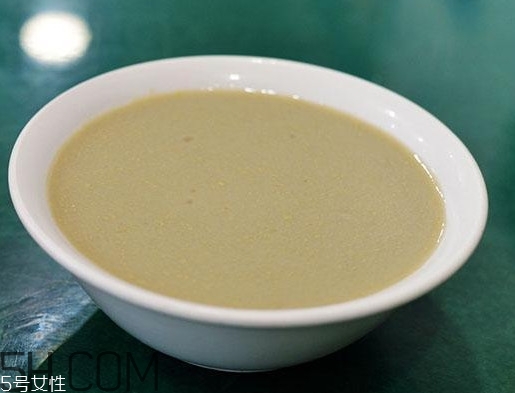 豆汁兒是什么做的？豆汁兒是什么味道