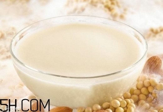 豆汁是堿性還是酸性？豆汁和豆?jié){有什么區(qū)別