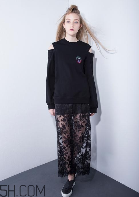 地素衣服適合什么人？地素衣服的質(zhì)量怎么樣？