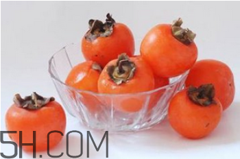 一個(gè)山竹的熱量是多少？山竹可以和柿子一起吃嗎？