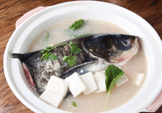 手術(shù)后可以吃胖頭魚嗎？胖頭魚不能和什么一起吃