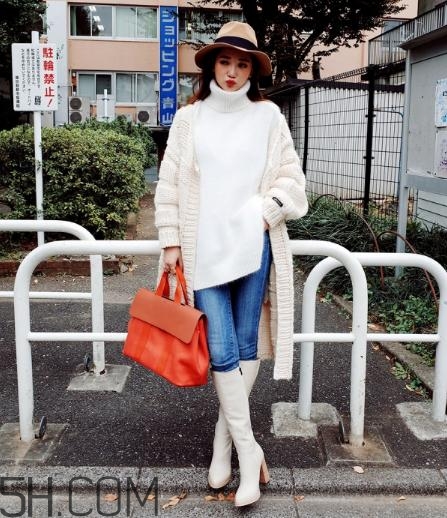 白色毛衣配什么褲子？白色毛衣搭配褲子圖片