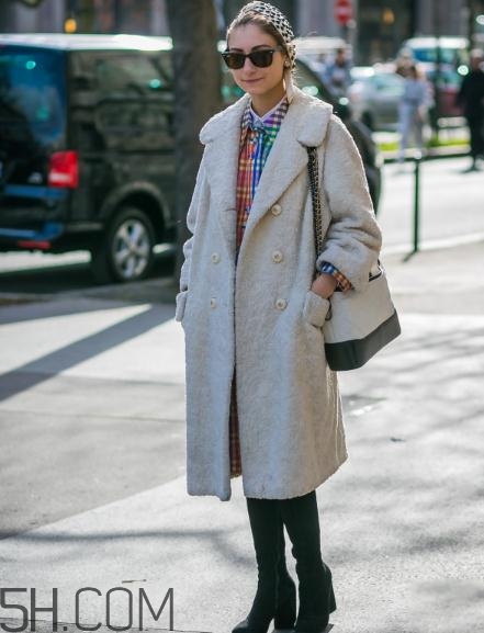 白色包包臟了怎么辦？白色包包臟了用什么洗？