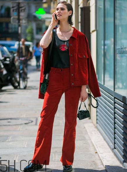 紅色衣服褪色怎么補救？紅色衣服掉色如何處理？
